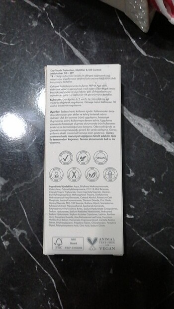 La Roche Posay The purest solutions Güneş kremi