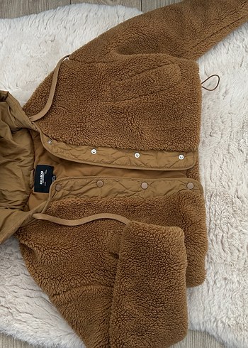 Pull and Bear Kahverengi Kapüşonlu Kadın Kışlık Ceket
