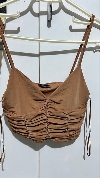 Bershka Zara crop