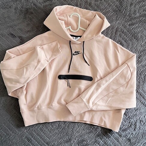 Nike sweatshirt