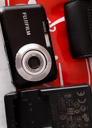Digital fotoğraf makinesi