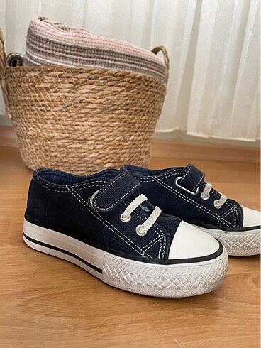 Çocuk converse