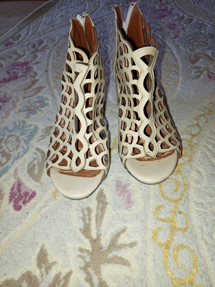 Bej kafes Desenli Dolgu Topuklu Kadın Sandalet - Görsel 2