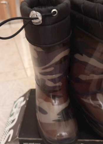 Erkek Çocuk Kamuflaj Desenli Kauçuk Bot - Görsel 3