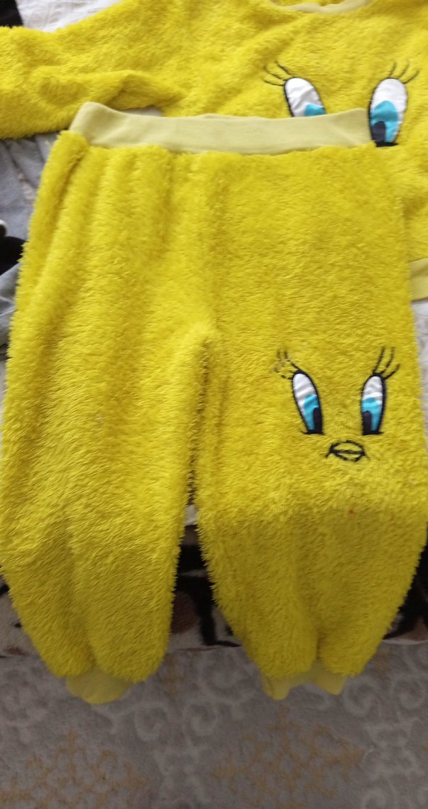 Sarı Nakışlı Kürklü Kız  çocuk Eşofman Takımı - Görsel 3