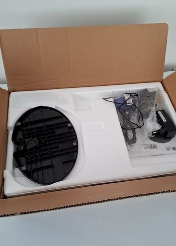 Siyah LG Monitör - Görsel 8