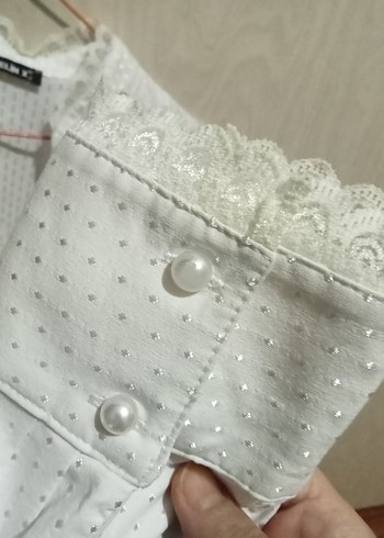 Düğmeli Beyaz Kadın Gömlek - Görsel 3