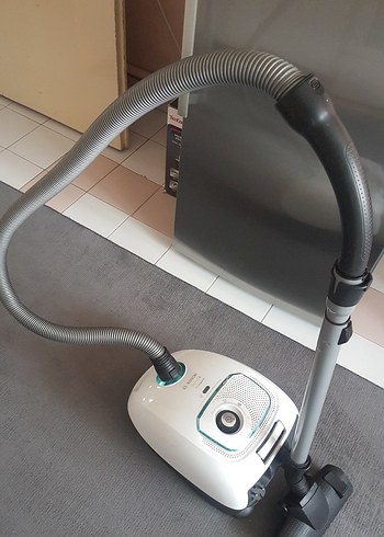  Beden Renk Bosch Beyaz Elektrikli Süpürge