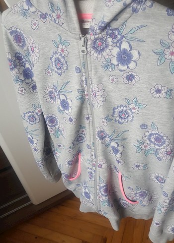 Çiçek Desenli Kapüşonlu Kız Eşofman Takımı - Görsel 3