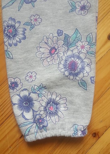 Çiçek Desenli Kapüşonlu Kız Eşofman Takımı - Görsel 4