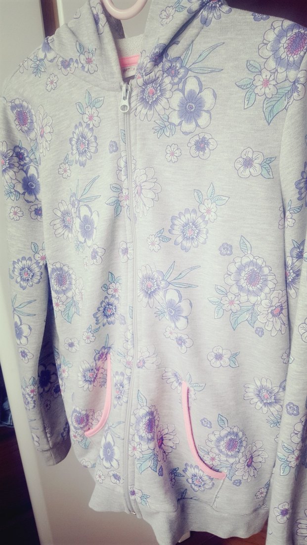 Çiçek Desenli Kapüşonlu Kız Eşofman Takımı - Görsel 2