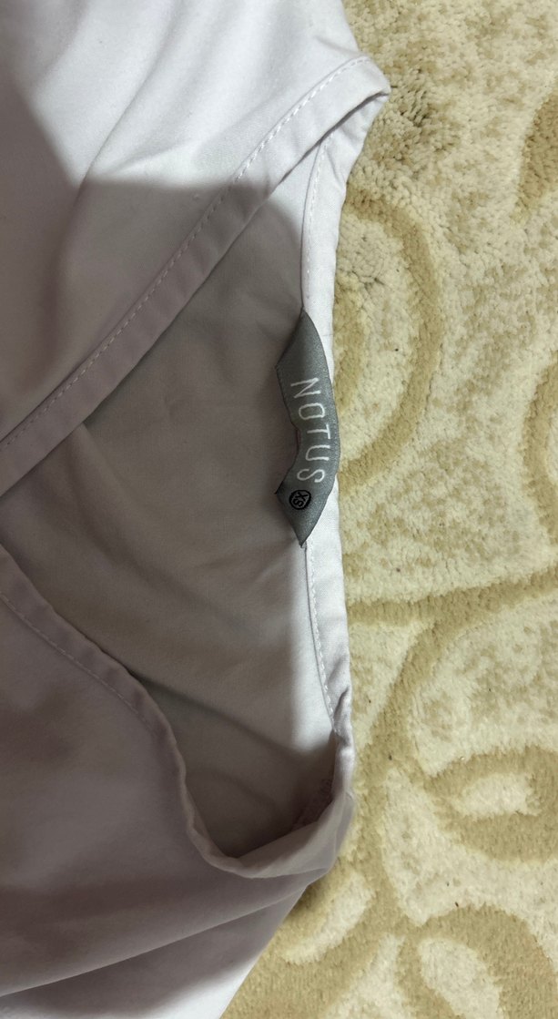 Notus Düğmeli V Yaka scrubs - Görsel 3