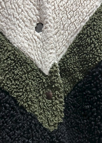 Pull and Bear Renk Bloklu Kadın Kısa Peluş Ceket - Görsel 2