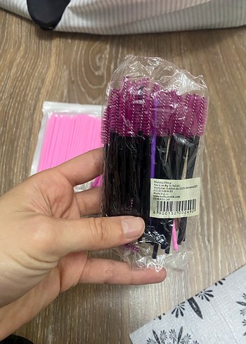Renkli Pembe Takma Kirpik Fırçası Seti 2 paket 50adet - Görsel 3