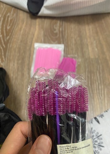 Renkli Pembe Takma Kirpik Fırçası Seti 2 paket 50adet - Görsel 4