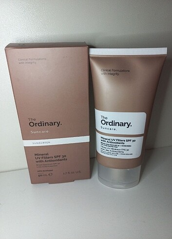 The Ordinary THE ORDINARY FONDÖTENLI GÜNEŞ KREMI