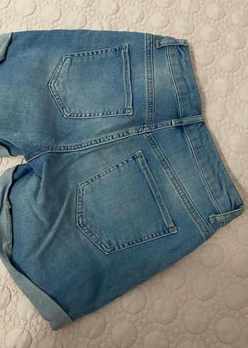 Nakışlı Mavi Mini Kot Şort - Görsel 3