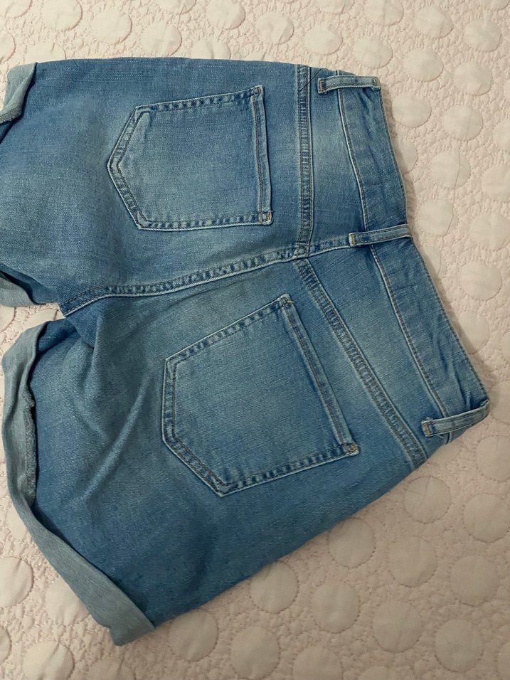 Nakışlı Mavi Mini Kot Şort - Görsel 3