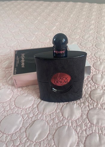 Yves Saint Laurent Black Opium Kadın Parfümü 90 ml - Görsel 3
