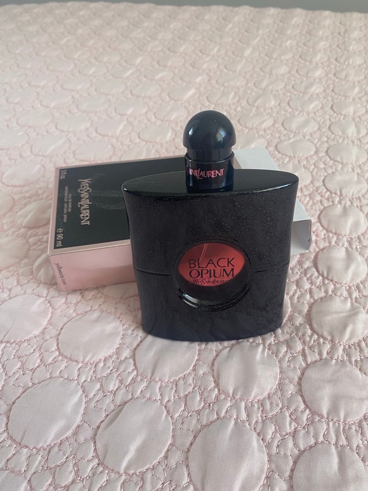 Yves Saint Laurent Black Opium Kadın Parfümü 90 ml - Görsel 3
