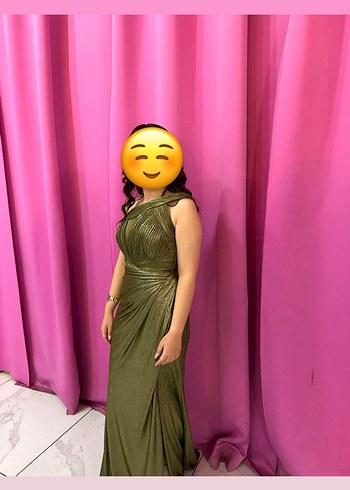 Kayık Yaka Drapeli Uzun Parlak Kadın Elbise - Görsel 3