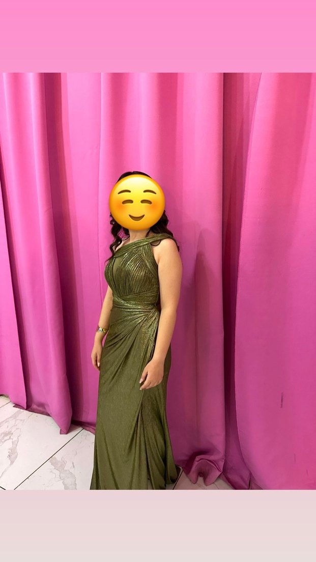 Kayık Yaka Drapeli Uzun Parlak Kadın Elbise - Görsel 3