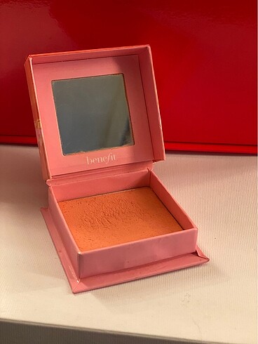 Benefit Cosmetics BENEFİT ALLIK