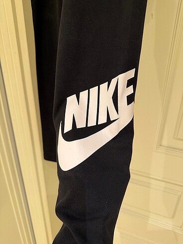 Nike #NİKE TAYT SİYAH KADIN VE GENÇ KIZ İÇİN