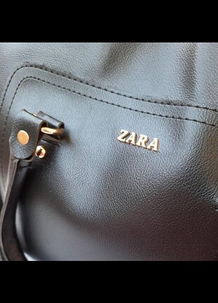 Zara Siyah Kol Çantası
