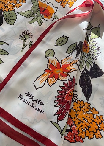 Diğer Fresh Scarfs Cicekli İpeksi Sal