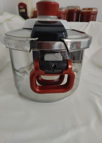 Beden Tefal düdüklü tencere 6 Lt sağlam sorunsuzçalışıyor