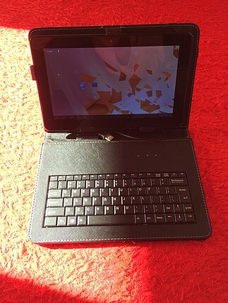 Klavyeli Tablet, İpadım olduğu için hiç kullanılmadı, sorunsuz t