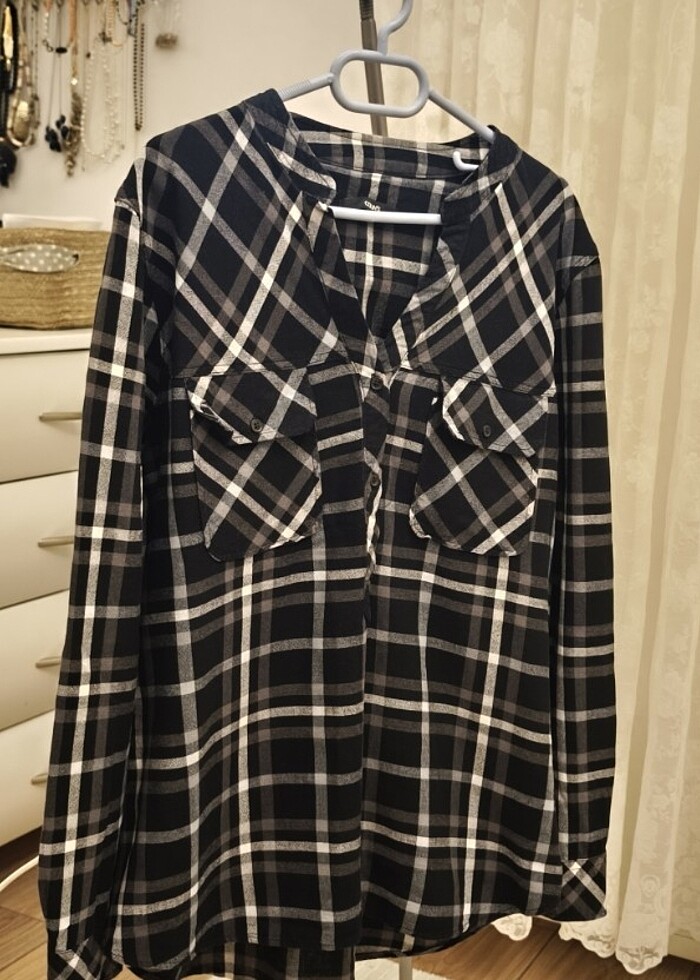 #Colins #Kareli # Siyah -Beyaz #Bayan Gömlek uzun kol# Çok az gi - Görsel 2