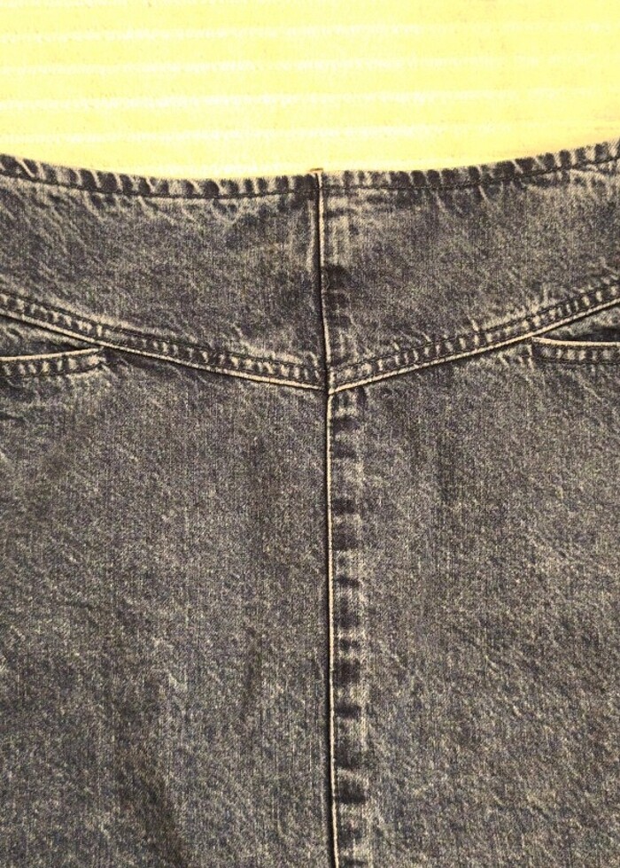 #mini #kot etek #koyu mavi #denim kumaş tok kalın #  çok az giyi - Görsel 4
