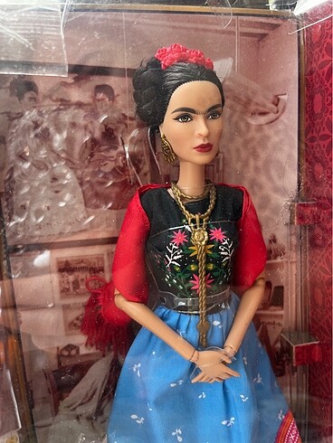  Beden Frida barbie