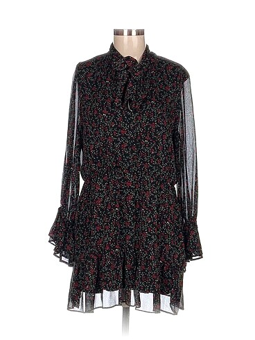 Zara Kısa Elbise %70 İndirimli.
