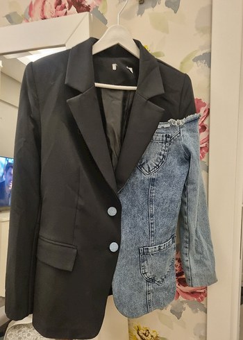 Siyah Kot Detaylı Kadın Blazer Ceket s beden