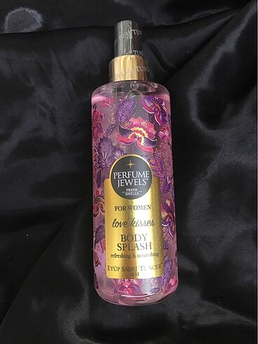 Eyüp Sabri Tuncer Love Kisses Body Splash 250 Ml