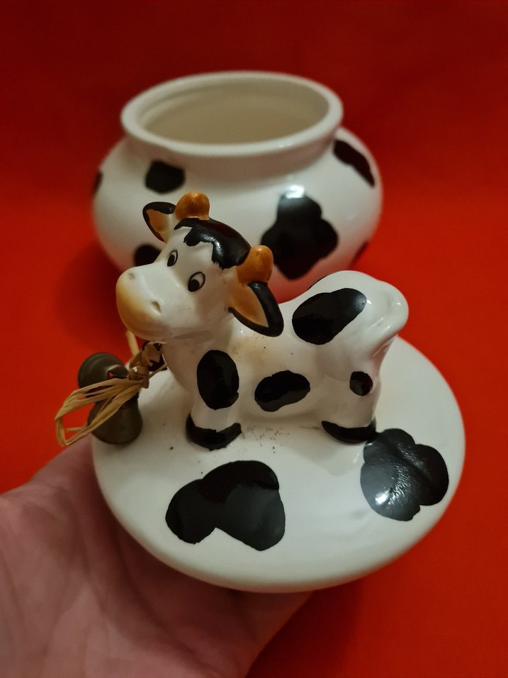 Siyah Beyaz Desenli İnek Figürlü Kavanoz - Görsel 3