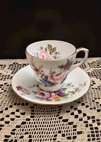 Çiçek Desenli İngiliz fincan - Görsel 7
