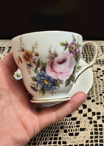 Çiçek Desenli İngiliz fincan - Görsel 3