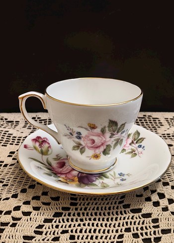 Çiçek Desenli İngiliz fincan - Görsel 9