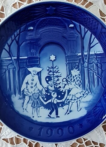 Royal Cophenagen Christmas Plate