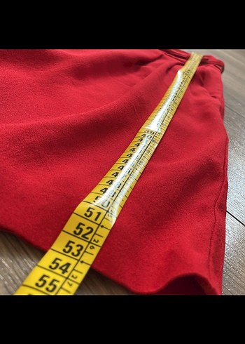 Kırmızı Şık Kemerli Kısa Etek - Görsel 6