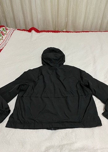 H&M Siyah Yüksek Yakalı Kadın Ceket
