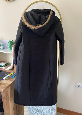 Siyah Uzun Kadın Mont - Görsel 2
