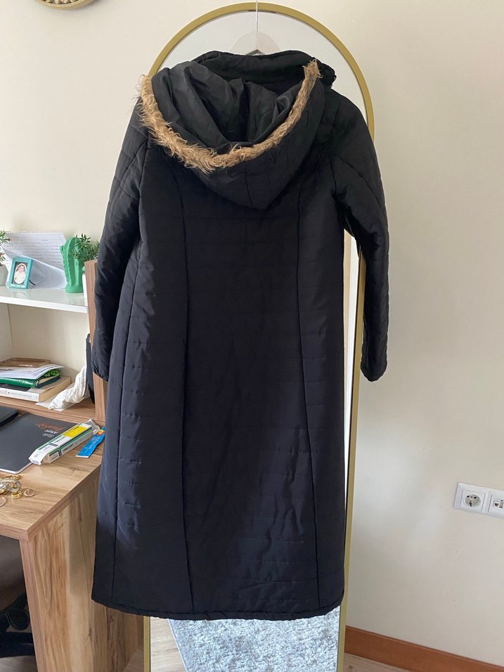 Siyah Uzun Kadın Mont - Görsel 2