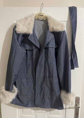 Kadın Gri Kürklü Denim Ceket - Görsel 4