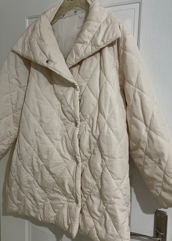 Düğmeli Beyaz mont - Görsel 2