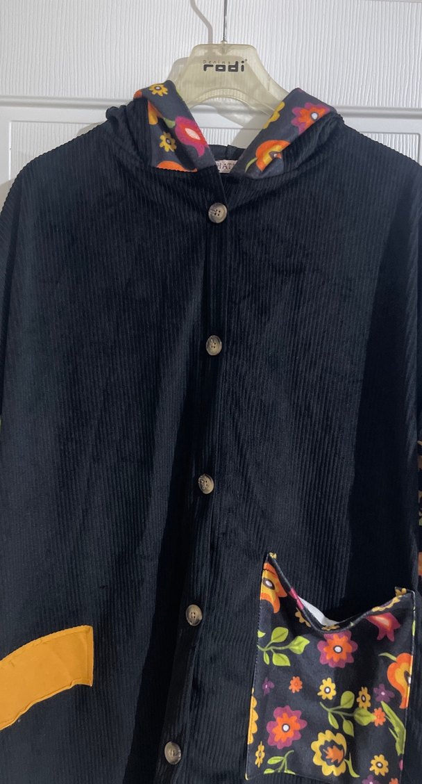 Çiçek Desenli Kapüşonlu Kadın Uzun Ceket - Görsel 2